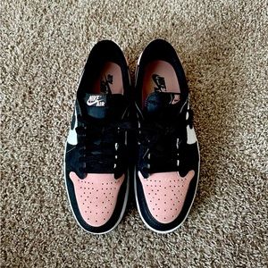 Jordan 1 Low - Bleached Coral